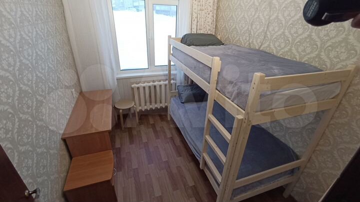 4-к. квартира, 60 м², 1/5 эт.