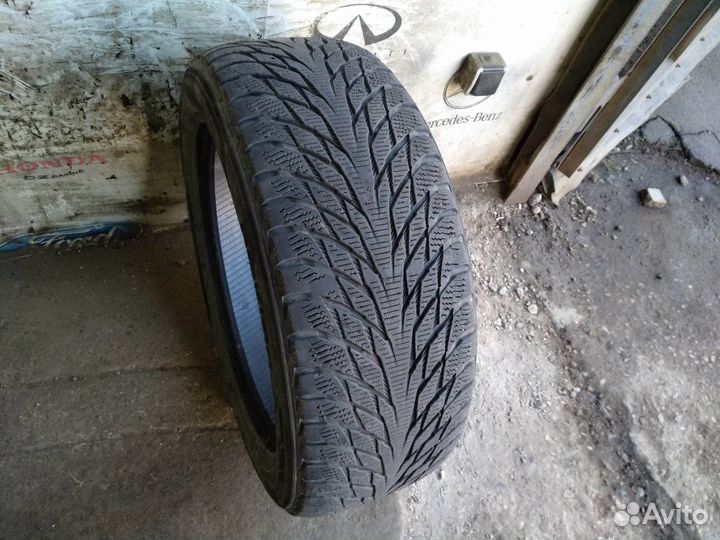 Nokian Tyres Hakkapeliitta R2 225/55 R17 97R