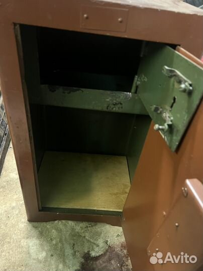 Сейф металлический СССР оружейный