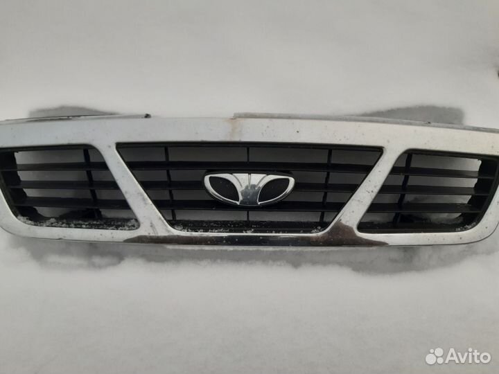 Решетка радиатора дэу нексия