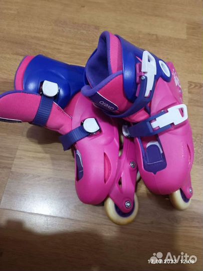 Роликовые коньки