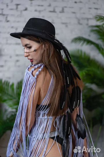 Перья в волосы