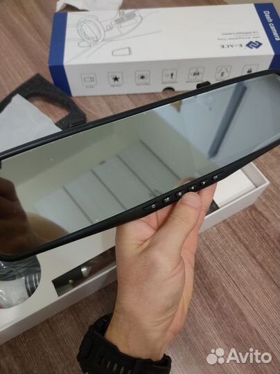 Видеорегистратор зеркало e-ace