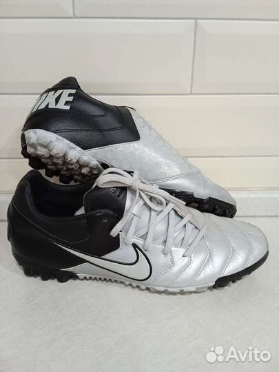 Бутсы Nike футзалки