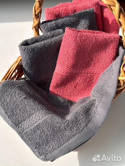 Махровые полотенца новые