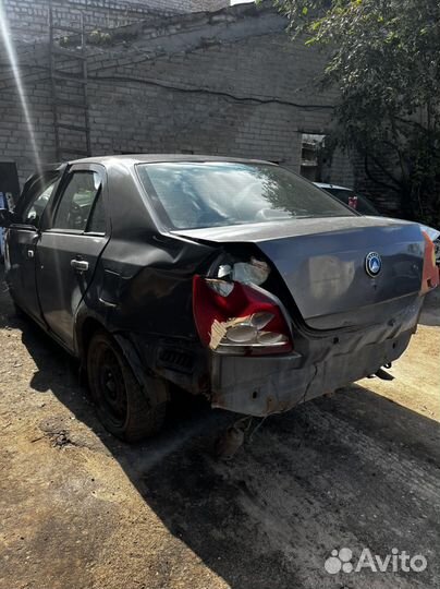 В разборе Geely MK