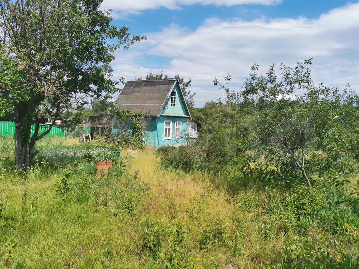 Дача 12 м² на участке 9 сот.