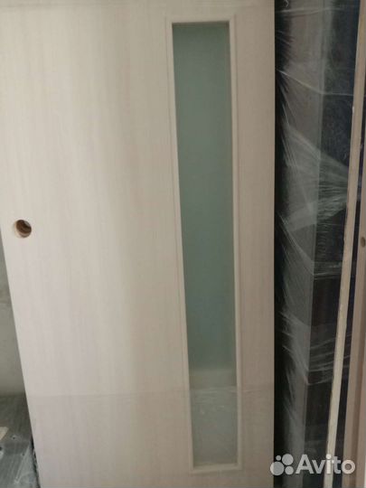 Межкомнатная дверь с коробкой