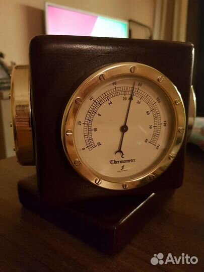 Настольная метеостанция