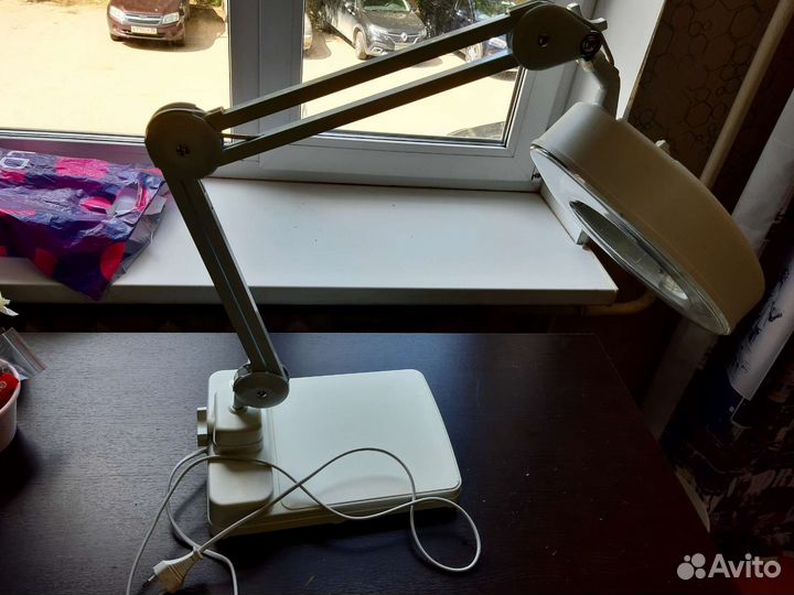 Лампа настольная