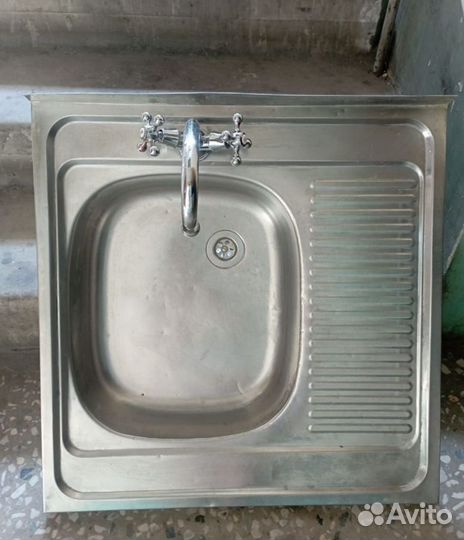 Мойка со смесителем