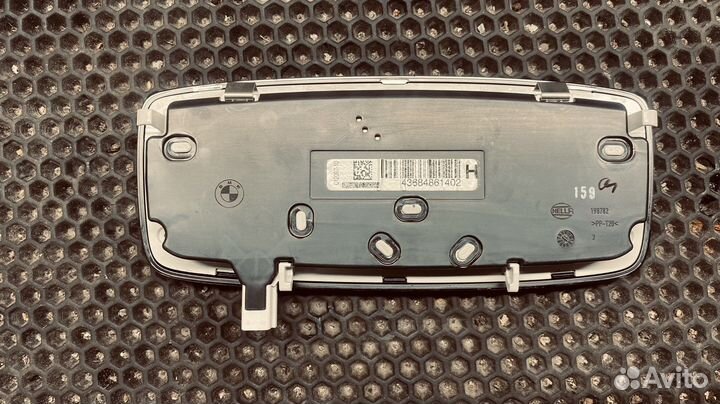 Внутренняя лампа для чтения bmw g series