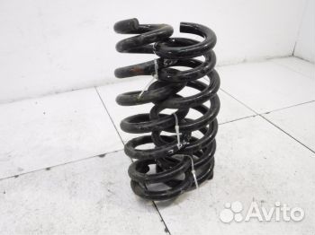 Пружина передняя