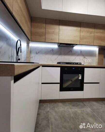 Кухонный гарнитур 