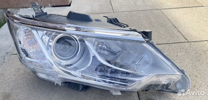 Фары передние в сборе на toyota camry 55