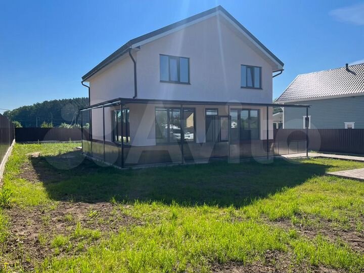 Дом 177 м² на участке 8 сот.