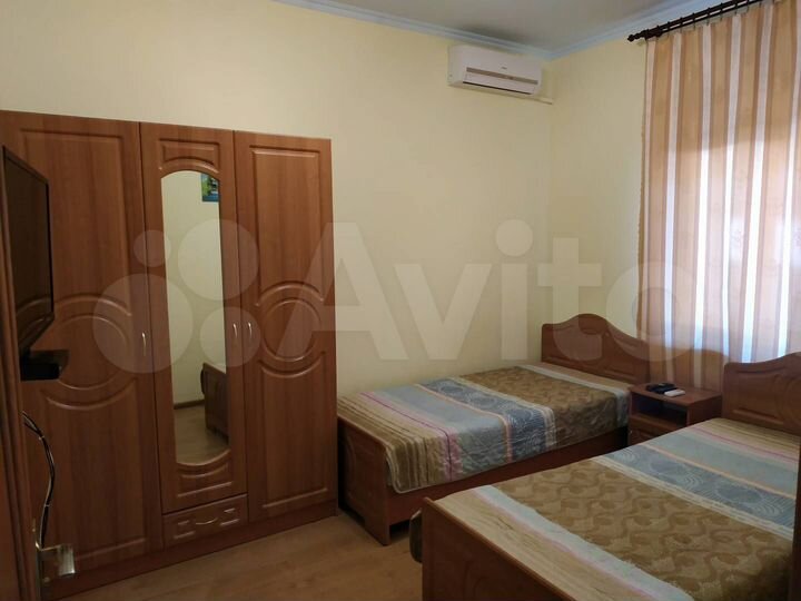 2-к. квартира, 50 м², 3/3 эт.