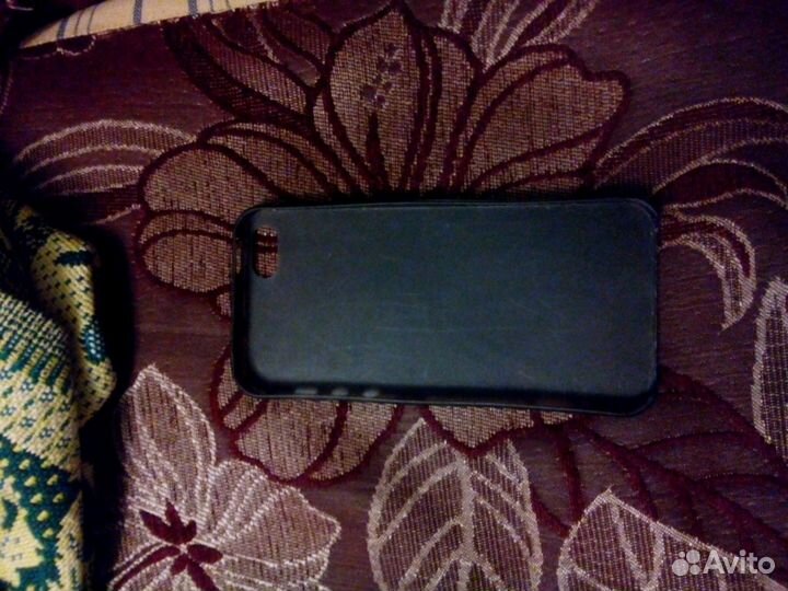 Чехлы на iPhone 5,SE