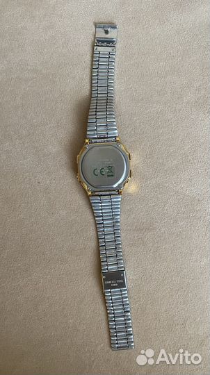 Часы Casio Vintage цвета золота. Модель: A168WG-9E