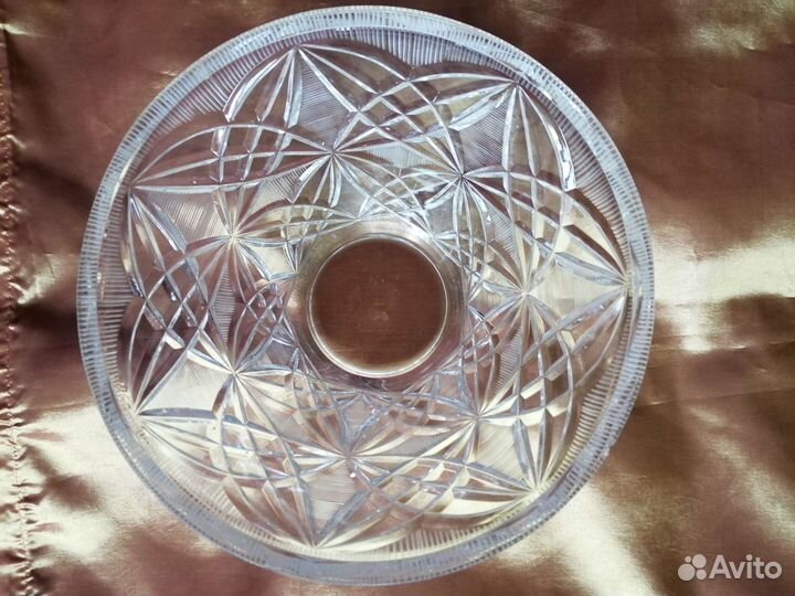 Вазы для фруктов и цветов