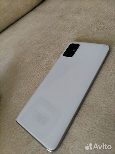 Samsung Galaxy A51, 4/64 ГБ