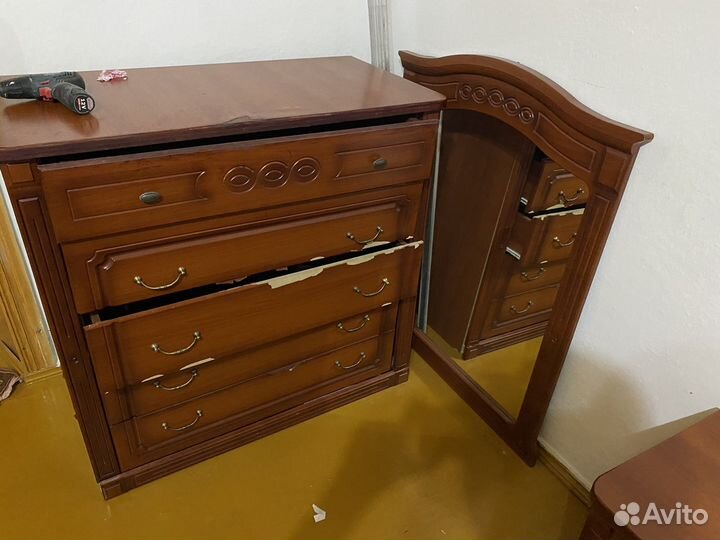 Спальный гарнитур бу