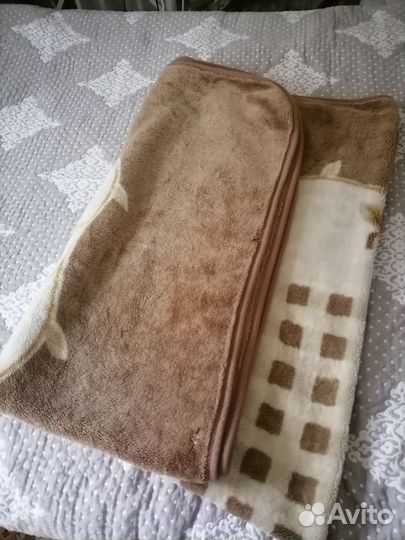 Плед для двухспальной кровати