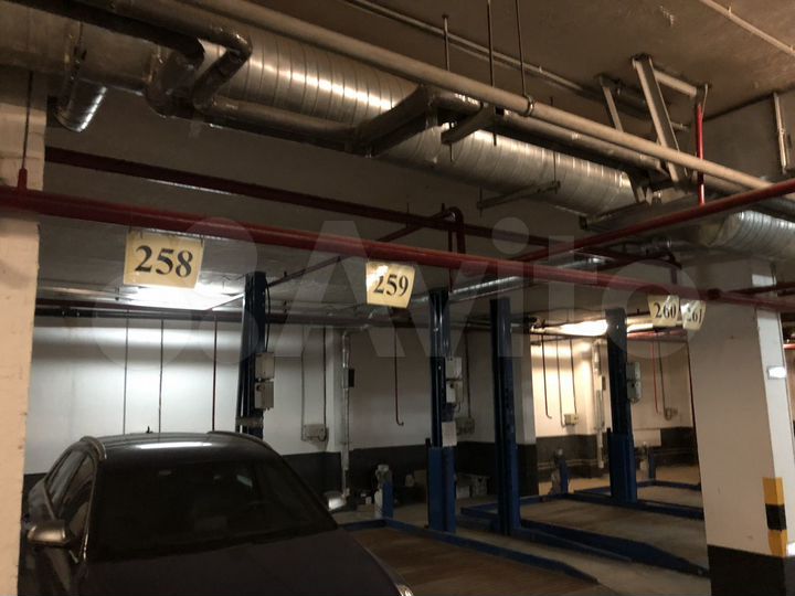 Машиноместо, 15 м²