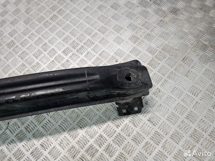 Усилитель переднего бампера Volkswagen Polo