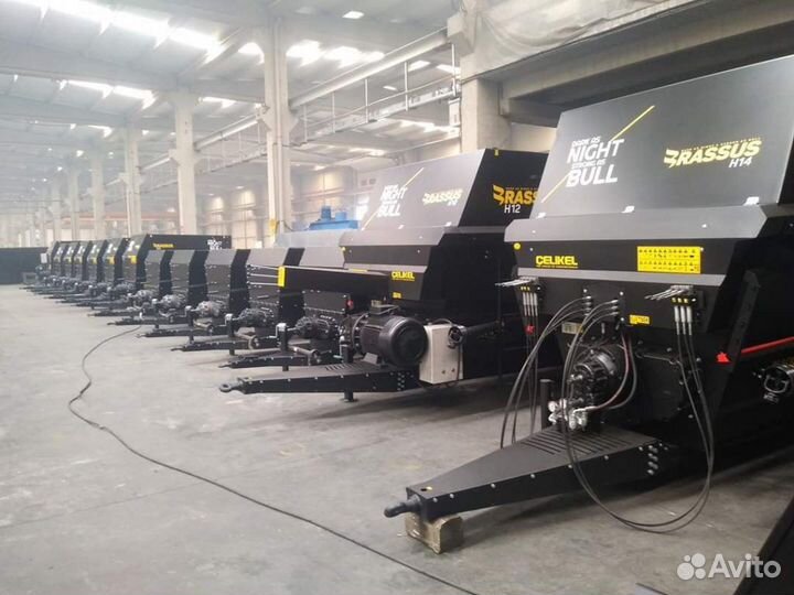 Миксер-кормораздатчик Celikel Brassus H10, 2023