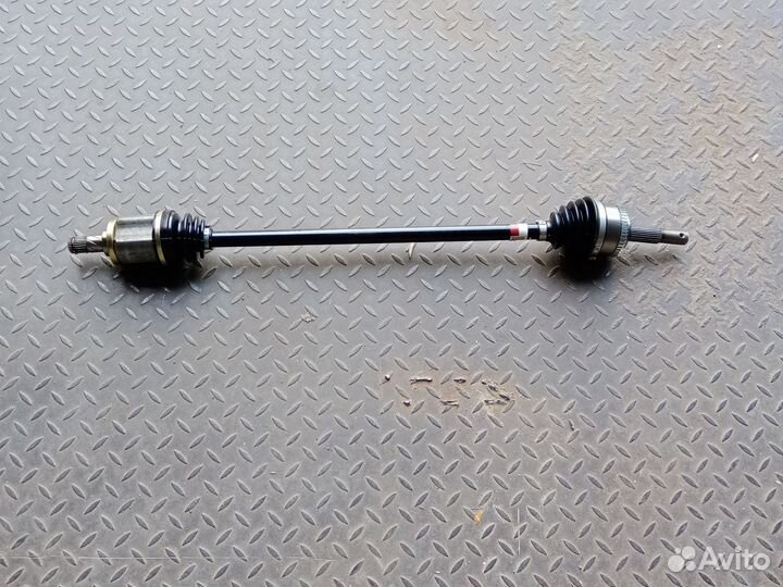 Привод правый Ниссан Альмера N16