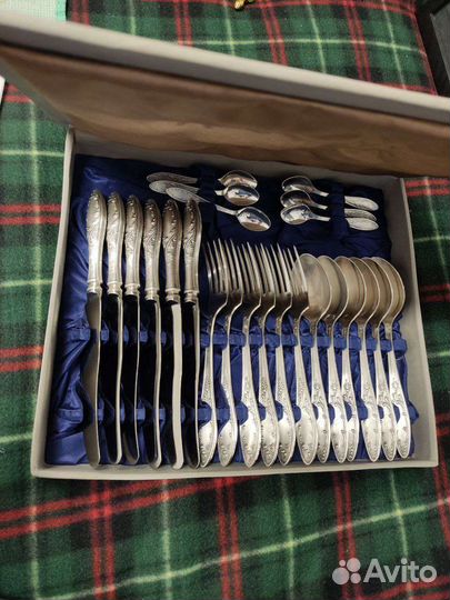 Набор столовой посуды на 6 персон