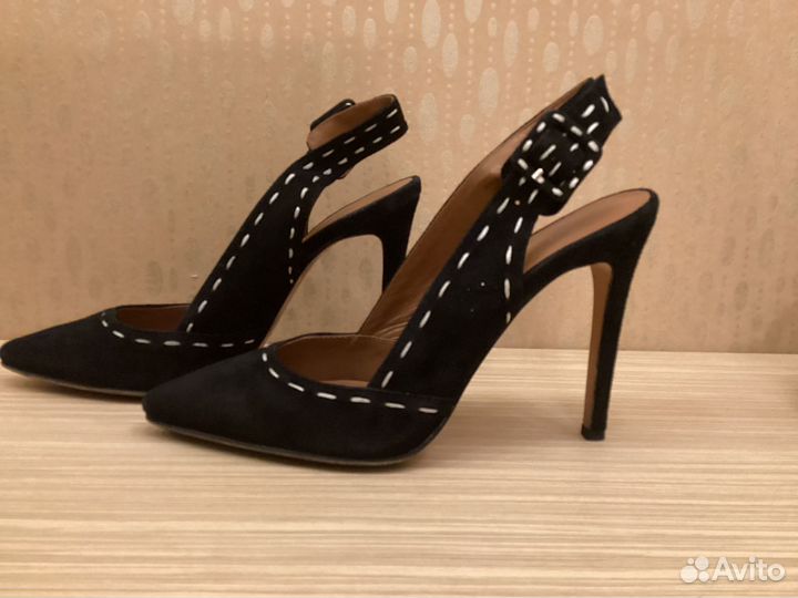Туфли женские 37 размер Lola Cruz