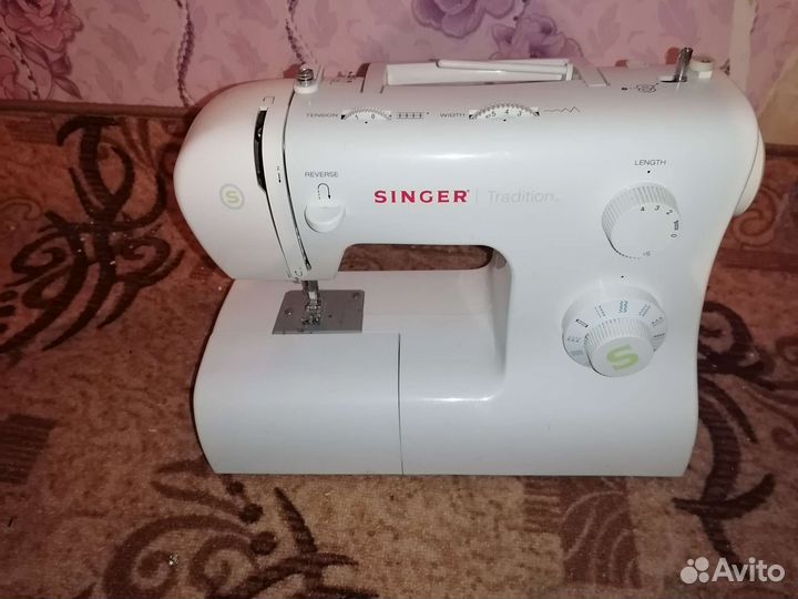 Швейная машина Singer 2273