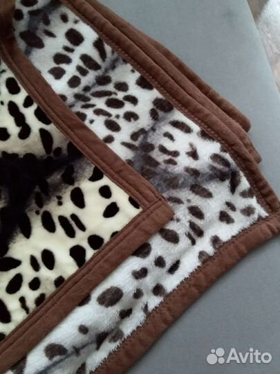 Плед леопардовой расцветки