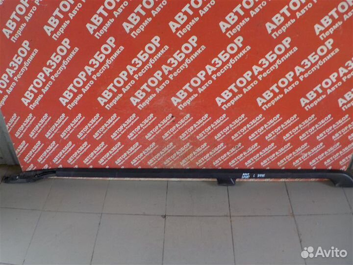 Рейлинг крыши левый Mitsubishi Pajero Sport KH