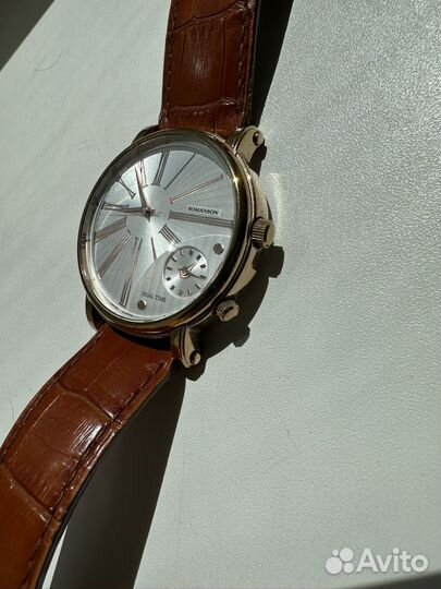 Часы Romanson