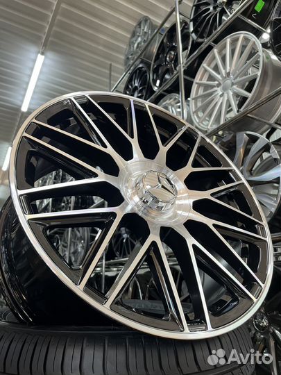 Разноширокие диски R19 5*112 Mercedes-Benz AMG