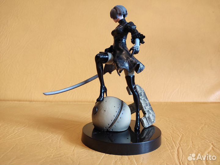 Две фигурки 2B из Nier: Automata, 15 см