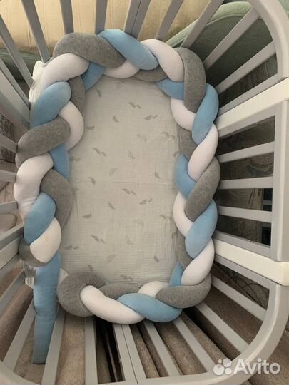 Бортик косичка в детскую кроватку