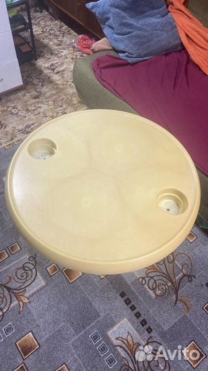 Столик для лодки или яхты