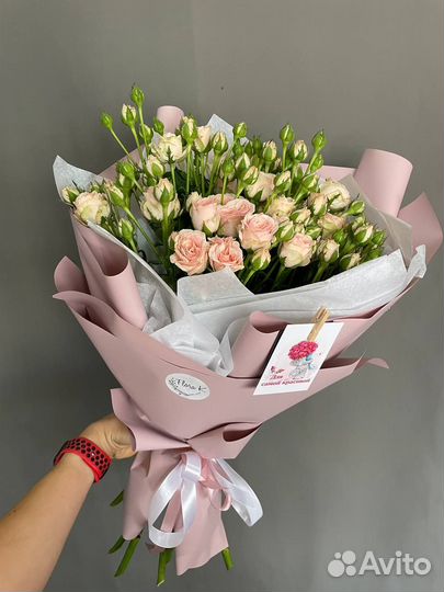 Доставка цветов и букетов.Кустовая роза