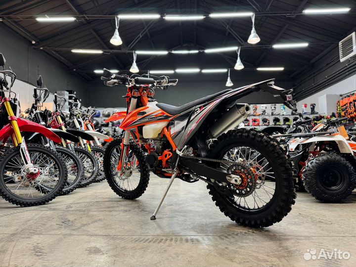 Мотоцикл Regulmoto Crosstrec 300 (в наличии)