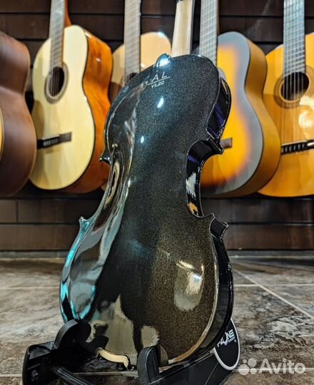 Скрипка чёрная 4/4 + аксессуары (комплект)