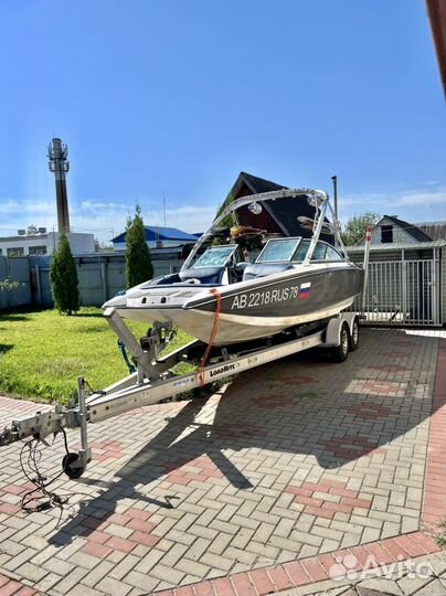 Катер Буксировщик Mastercraft X-Star