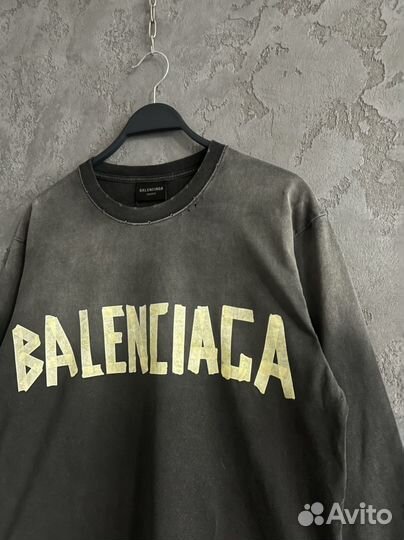 Balenciaga лонгслив