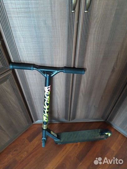 Самокат трюковой,детский