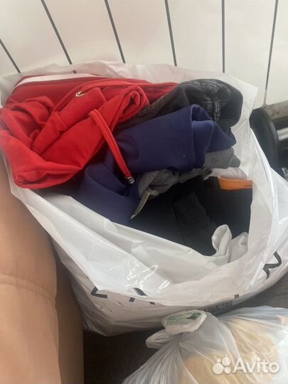 Одежда пакетом s,M 44, 46- бронь, на доставке