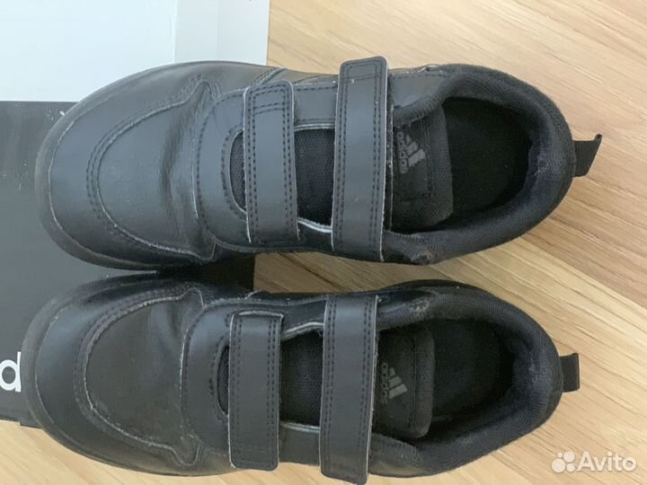 Кроссовки adidas 32 размер