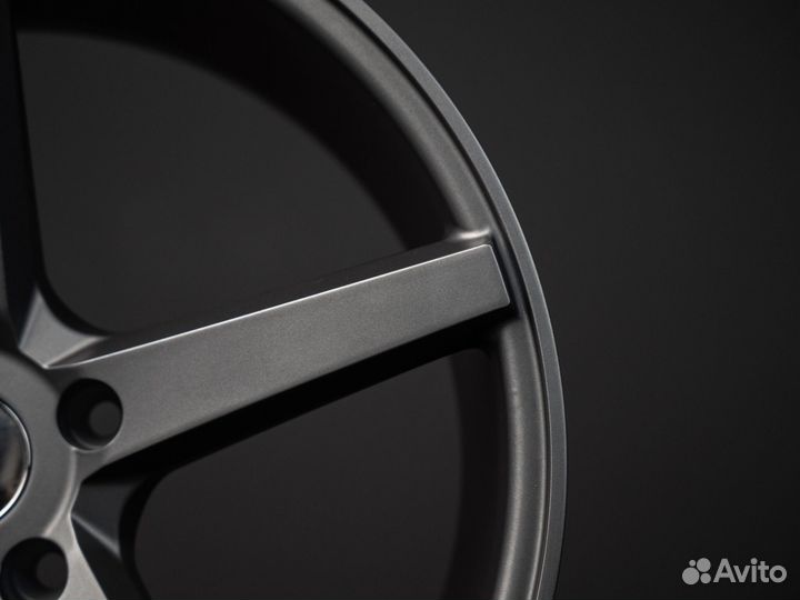 Диски литые на Kia Sorento R18 5x114.3